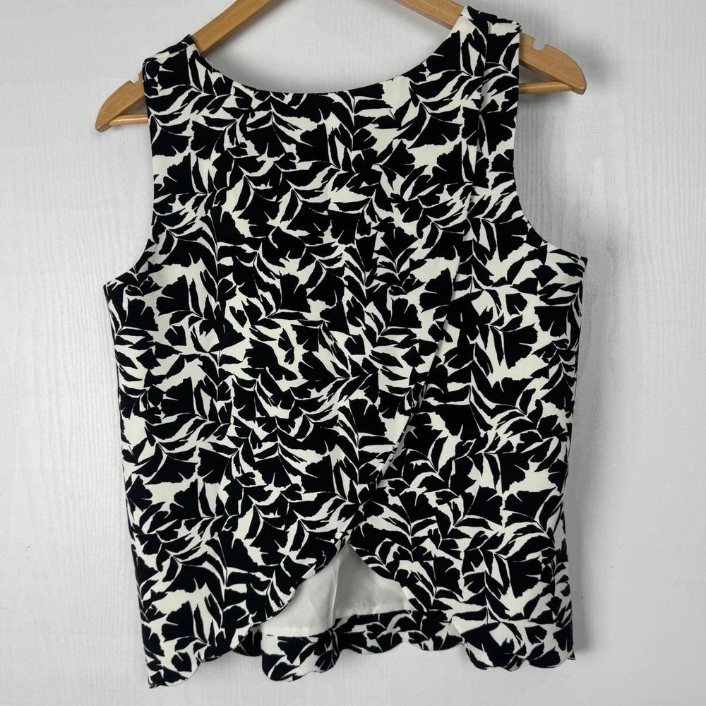 J. Crew Sleeveless‎ Scalloped Leaf Print Top Women Size S